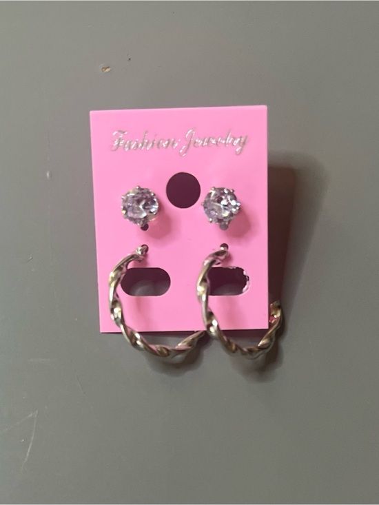 Unbranded Jewelry - Fashion Jewelry CZ Stud and 1”Twisted Silver Hoop Earring Set NWT